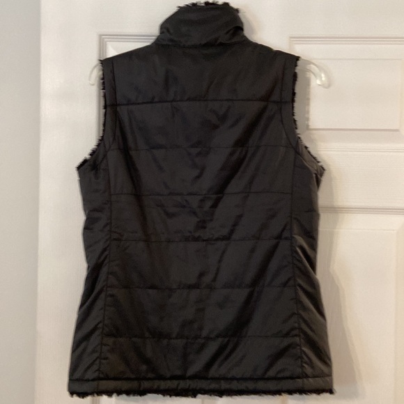 The North Face Two side Vest extremely beautiful black color BNWOT - Picture 6 of 17